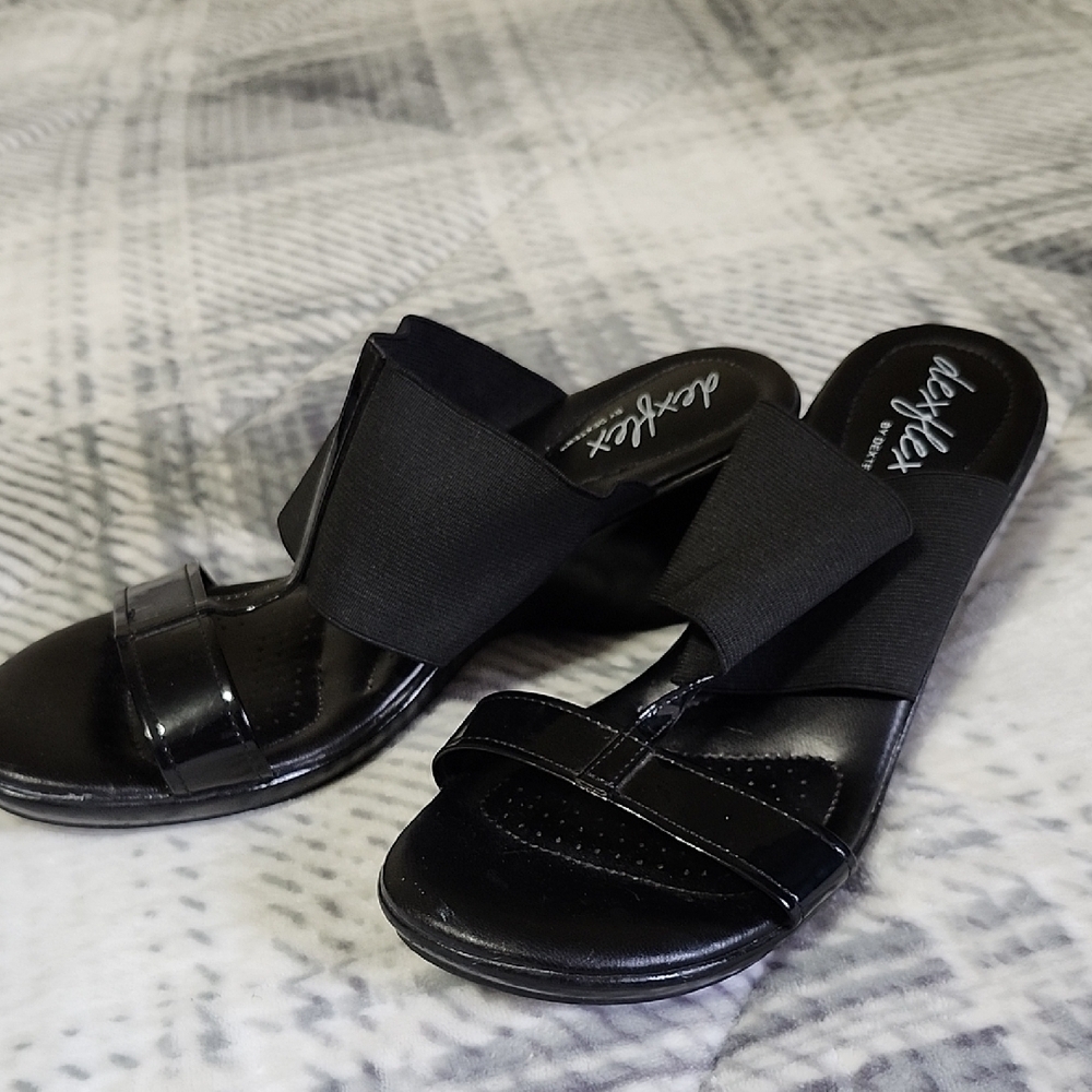 dexflex comfort Women's Black Slide Sandals